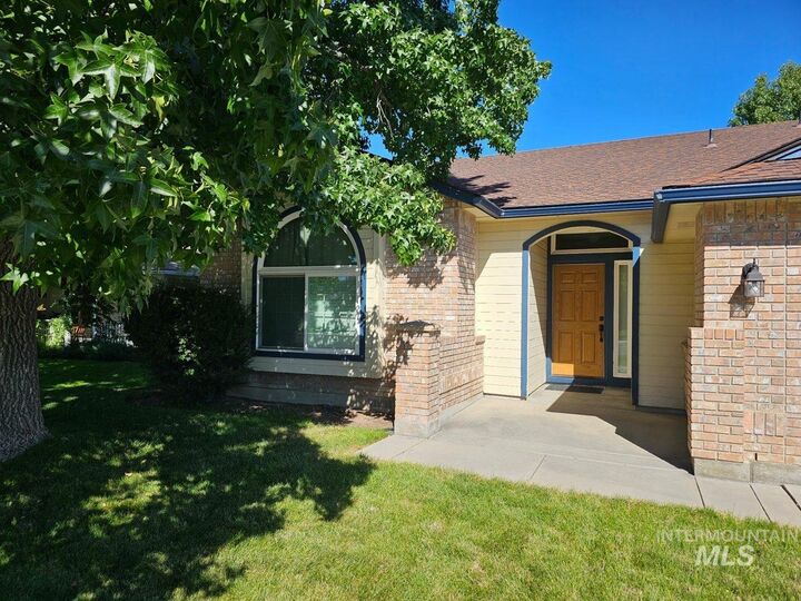 Property Photo: 2594 N Valmet Pl ID 83646