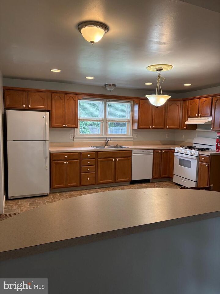 Property Photo:  167 E Wolfert Station Road  NJ 08056 