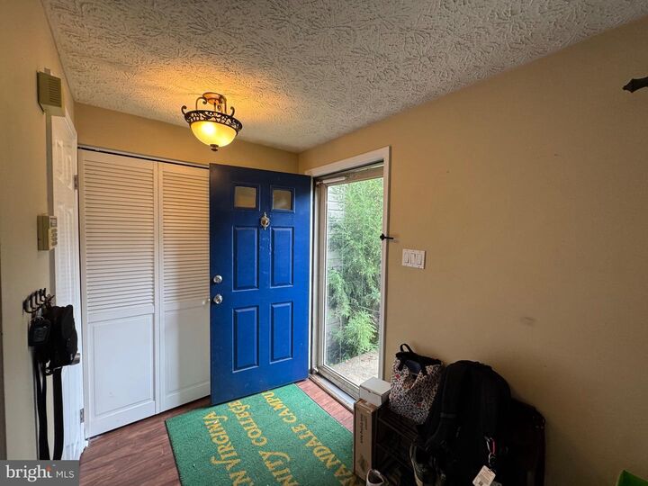 Property Photo:  7558 Aspenpark Road  VA 22079 