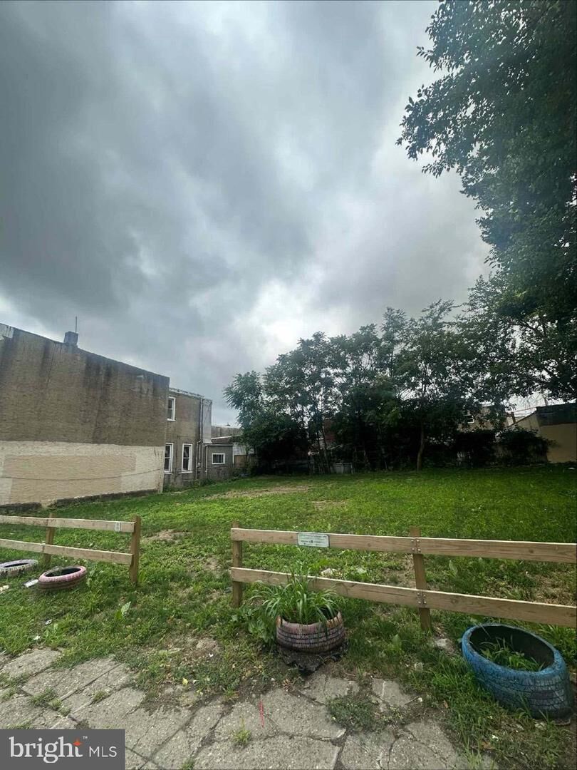 Property Photo:  1838 E Schiller Street  PA 19134 