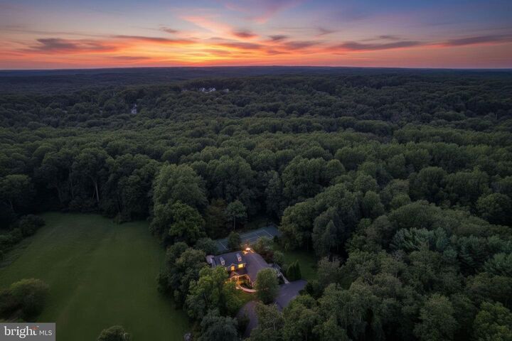 Property Photo:  6980 Mink Hollow Road  MD 20777 