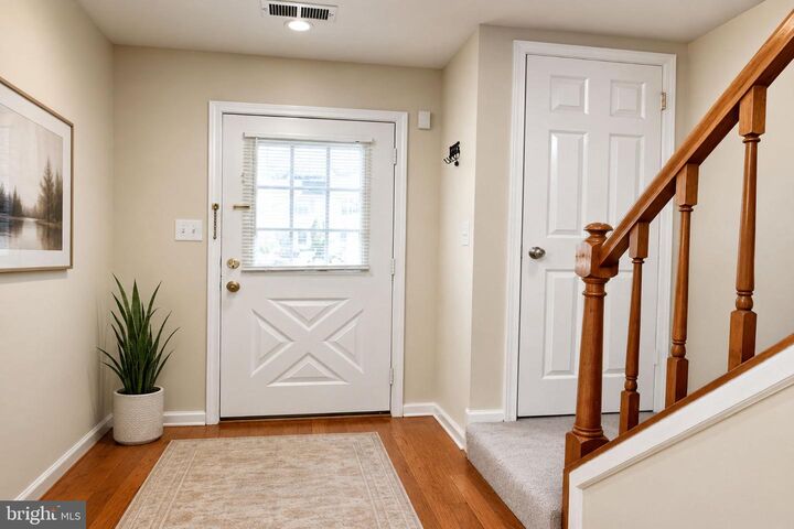 Property Photo:  3176 Vanderbilt Court  VA 22192 