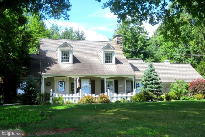 Property Photo: 273 Old State Road PA 19468