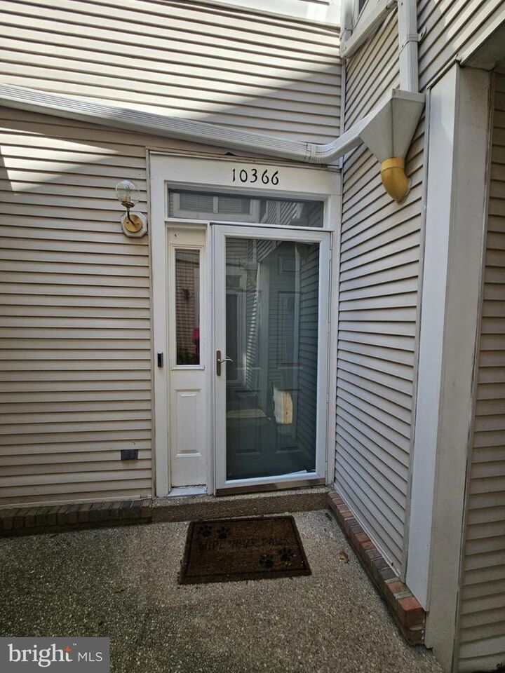 Property Photo:  10366 Royal Woods Court  MD 20886 