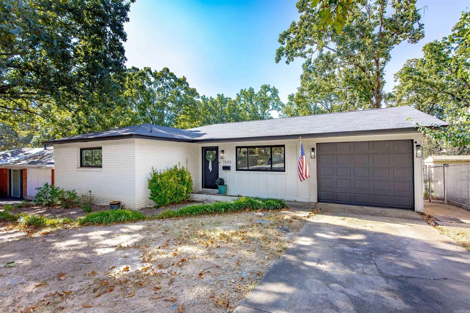 Property Photo: 7503 L Street AR 72207