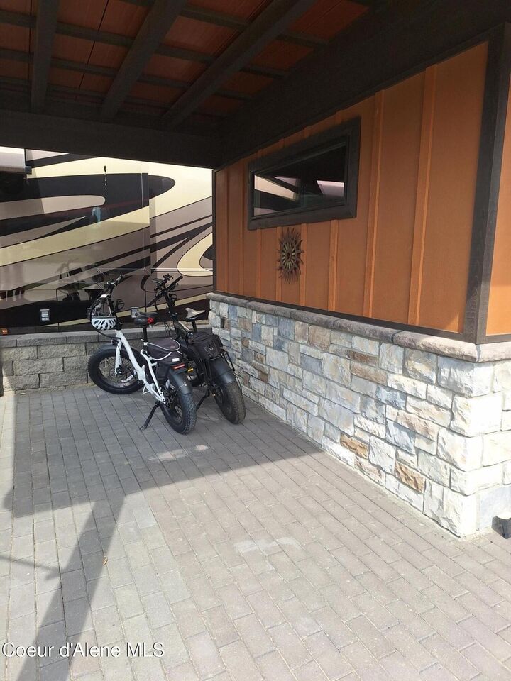 Property Photo: 17 Sand Trap Ln ID 83804