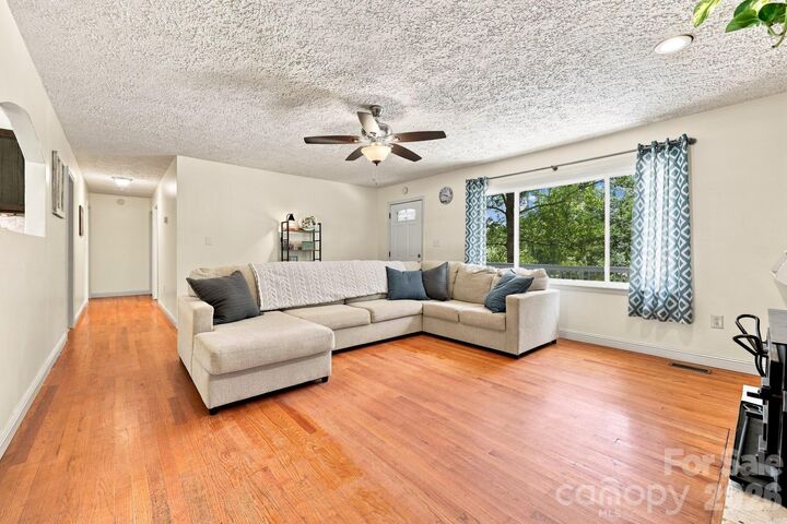Property Photo:  339 Indian Hills Loop 16  NC 28786 