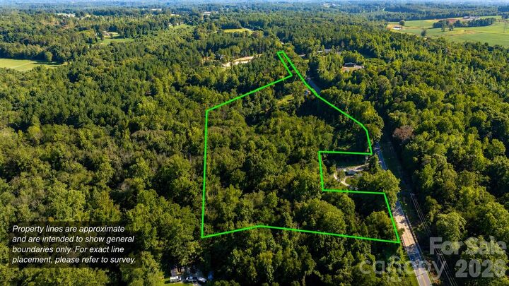 Property Photo:  1776 Brown Chapel Road  NC 28609 