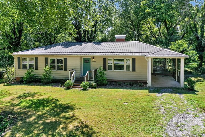 Property Photo:  7257 Sherrills Ford Road  NC 28673 