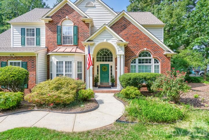 Property Photo:  10808 Pomerane Place  NC 28277 