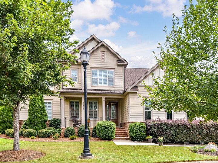 Property Photo:  12323 Cherrybark Lane  NC 28278 