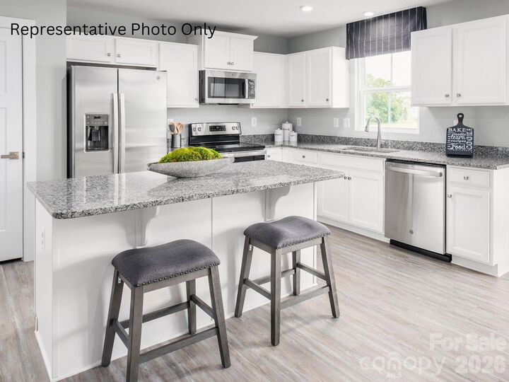 Property Photo:  906 Pemberley Street  SC 29720 