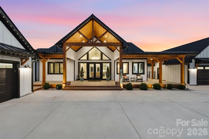 Property Photo:  698 Sam Poole Lane  NC 28681 