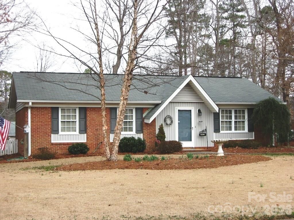 Property Photo:  8100 Lighthouse Way  NC 28079 