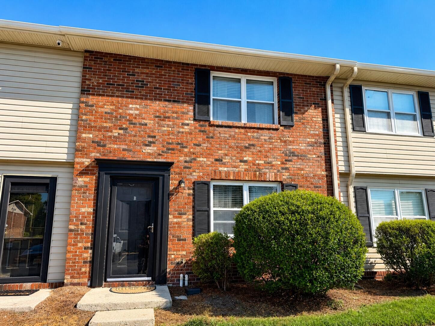Property Photo: 415 Parkdale Drive # 6B SC 29414