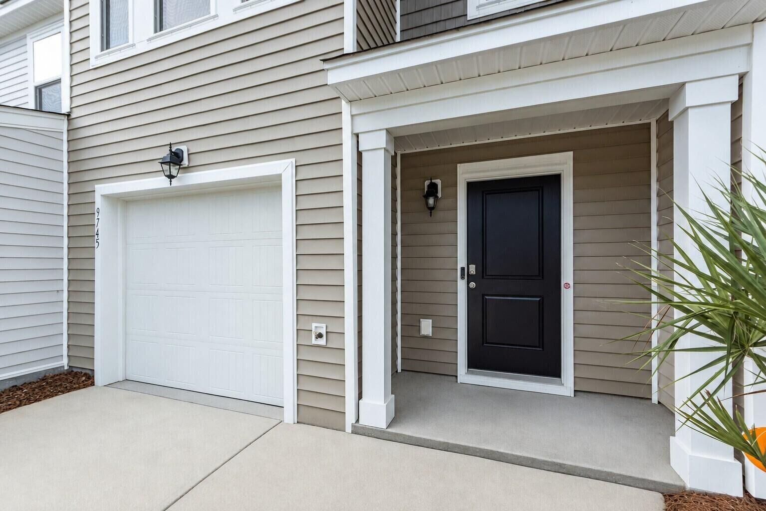 Property Photo: 9745 Transplanter Circle SC 29456