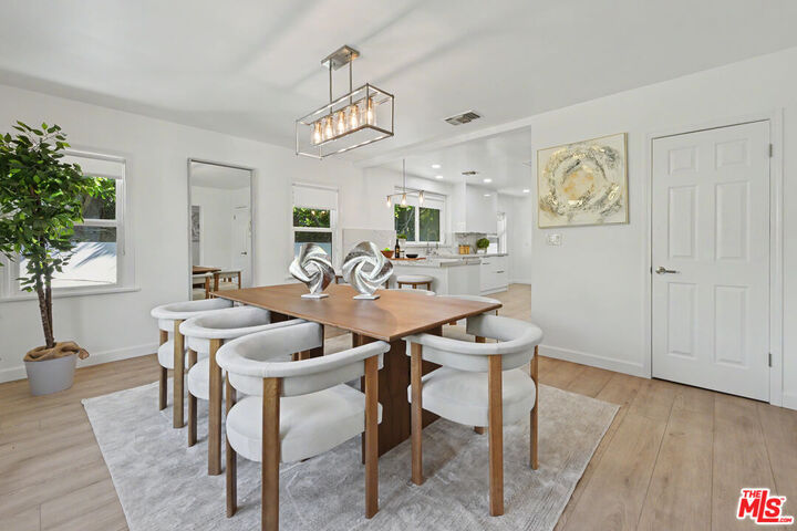 Property Photo:  344 S Camden Dr  CA 90212 