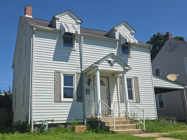 Property Photo: 260 W Angle Avenue OH 43138