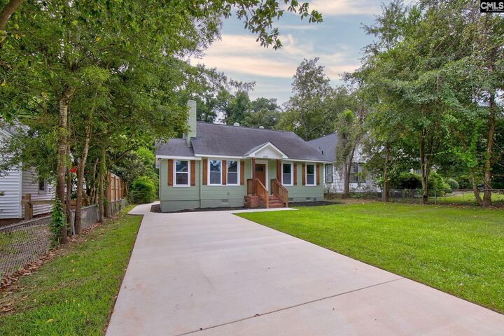 Property Photo: 605 C SC 29169