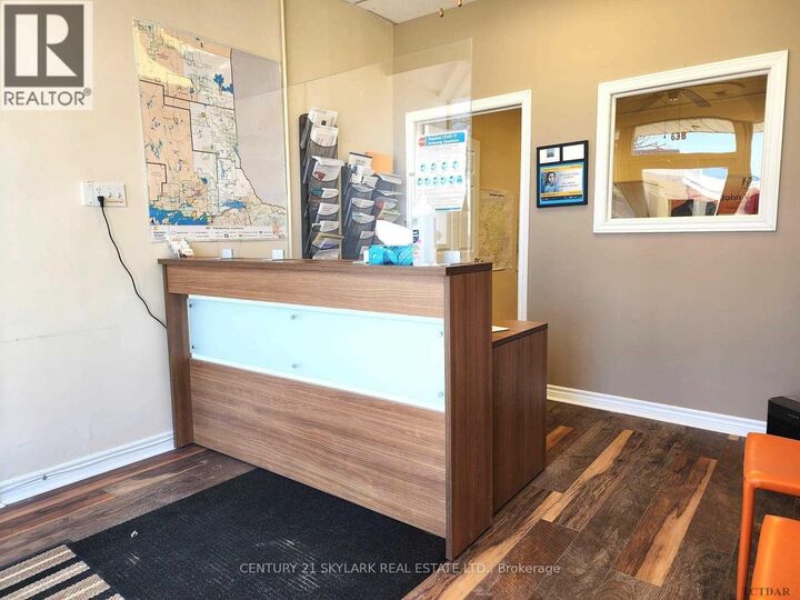 Property Photo:  63 Government Road West  ON P2N 2E6 