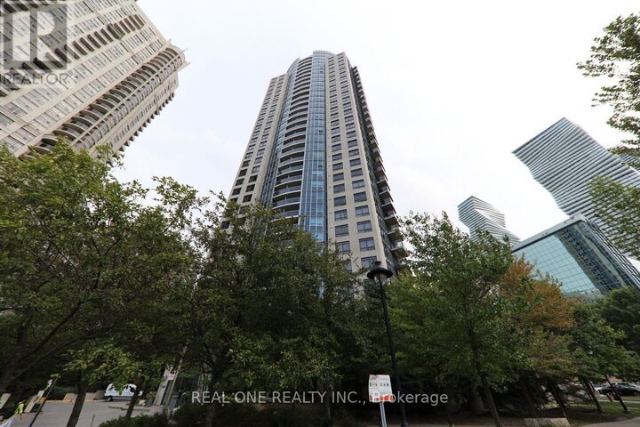 Property Photo:  330 Burnhamthorpe Road West 2708  ON L5B 0E1 