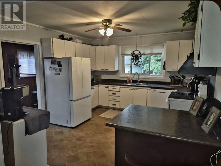 Property Photo:  4405 Notre Dame Ave  ON P3P 1L2 