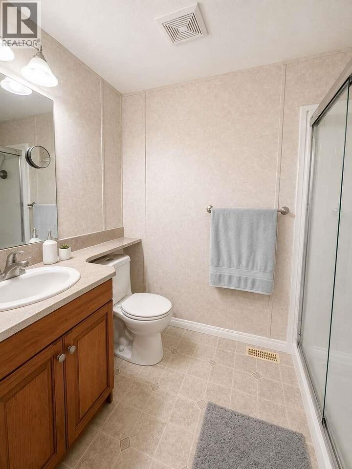 Property Photo:  7668 Sunshine Coast Highway 15  BC V7Z 1H3 