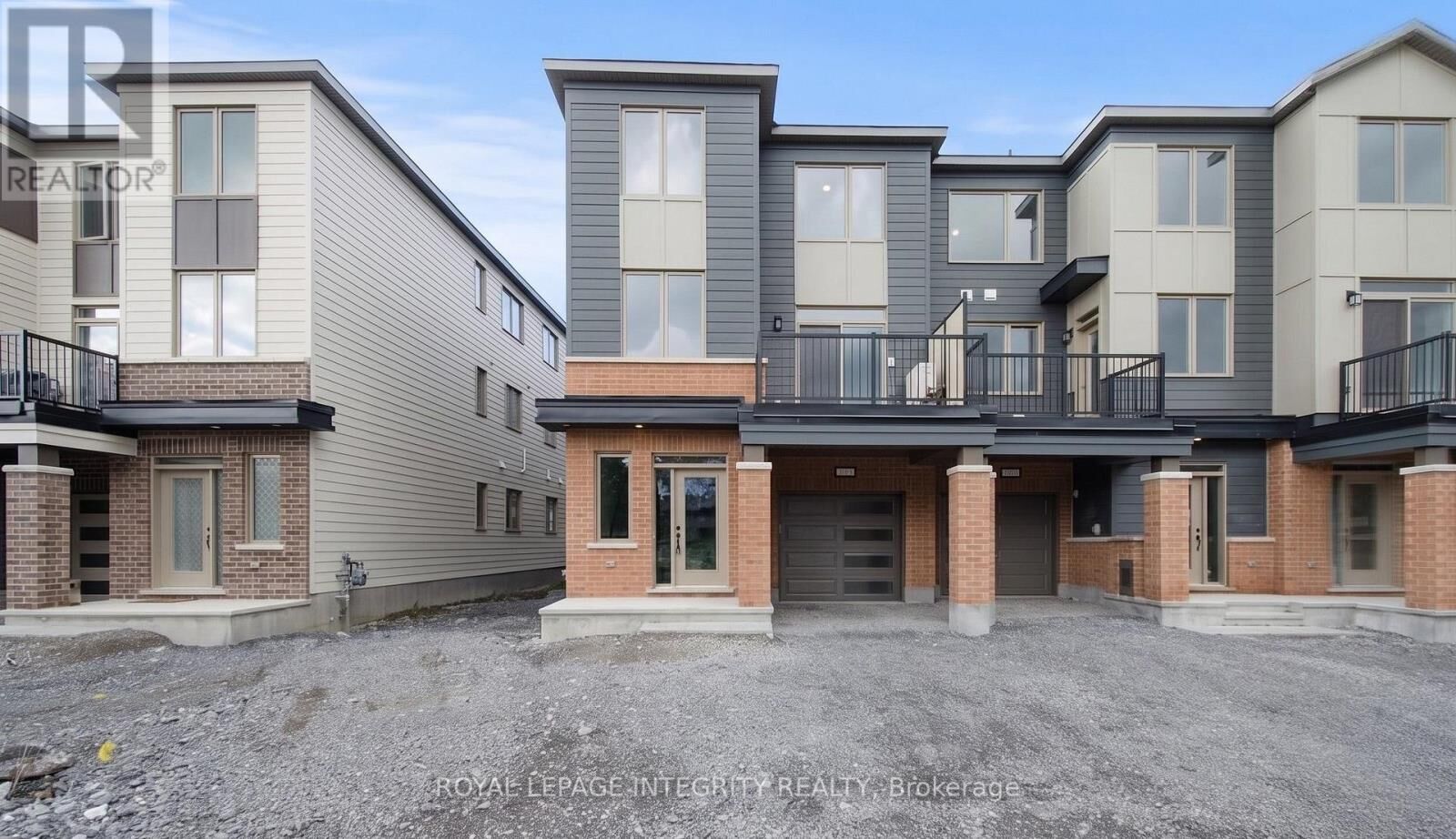 Property Photo: 273 Squadron Crescent ON K1K 5A3
