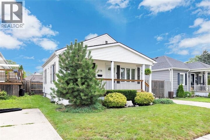 Property Photo:  678 Labute  ON N8N 2B3 