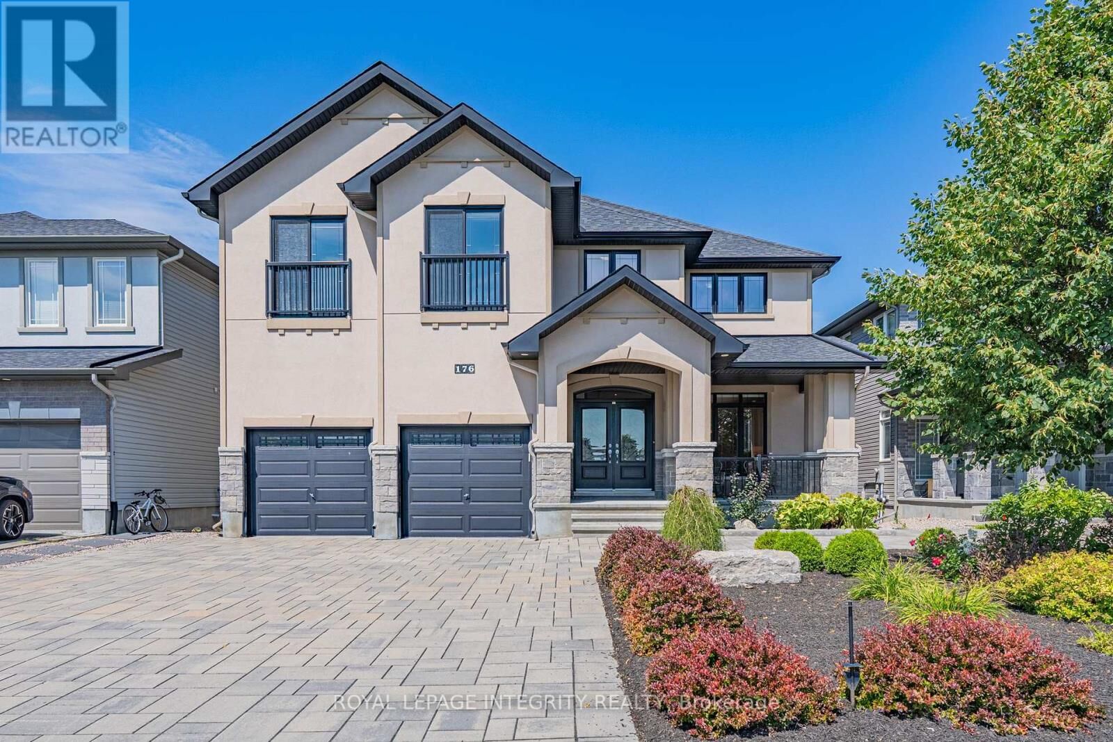 Property Photo:  176 Escarpment Crescent  ON K2T 0L7 