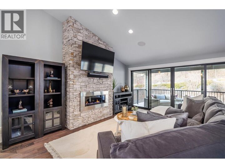 Property Photo: 3085 Lakeview Cove Road BC V1Z 3P6
