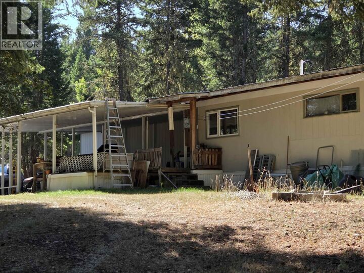 Property Photo:  776 Winger Road  BC V2G 5J9 