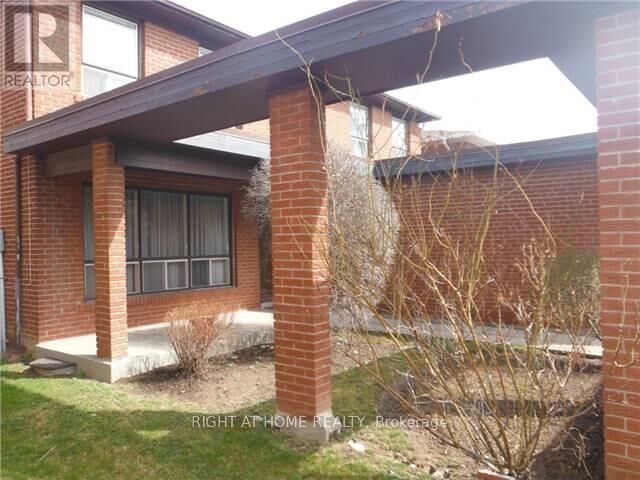 Property Photo:  38 Clovercrest Road  ON M2J 1Z6 
