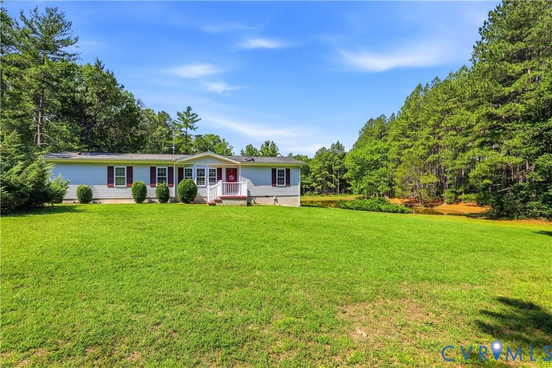 Property Photo:  967 Ampthill Road  VA 23027 