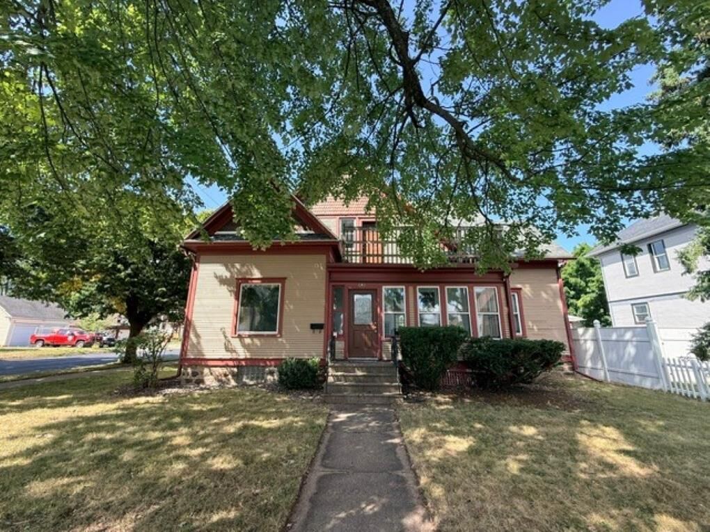 Property Photo: 640 S 4th Avenue WI 54401