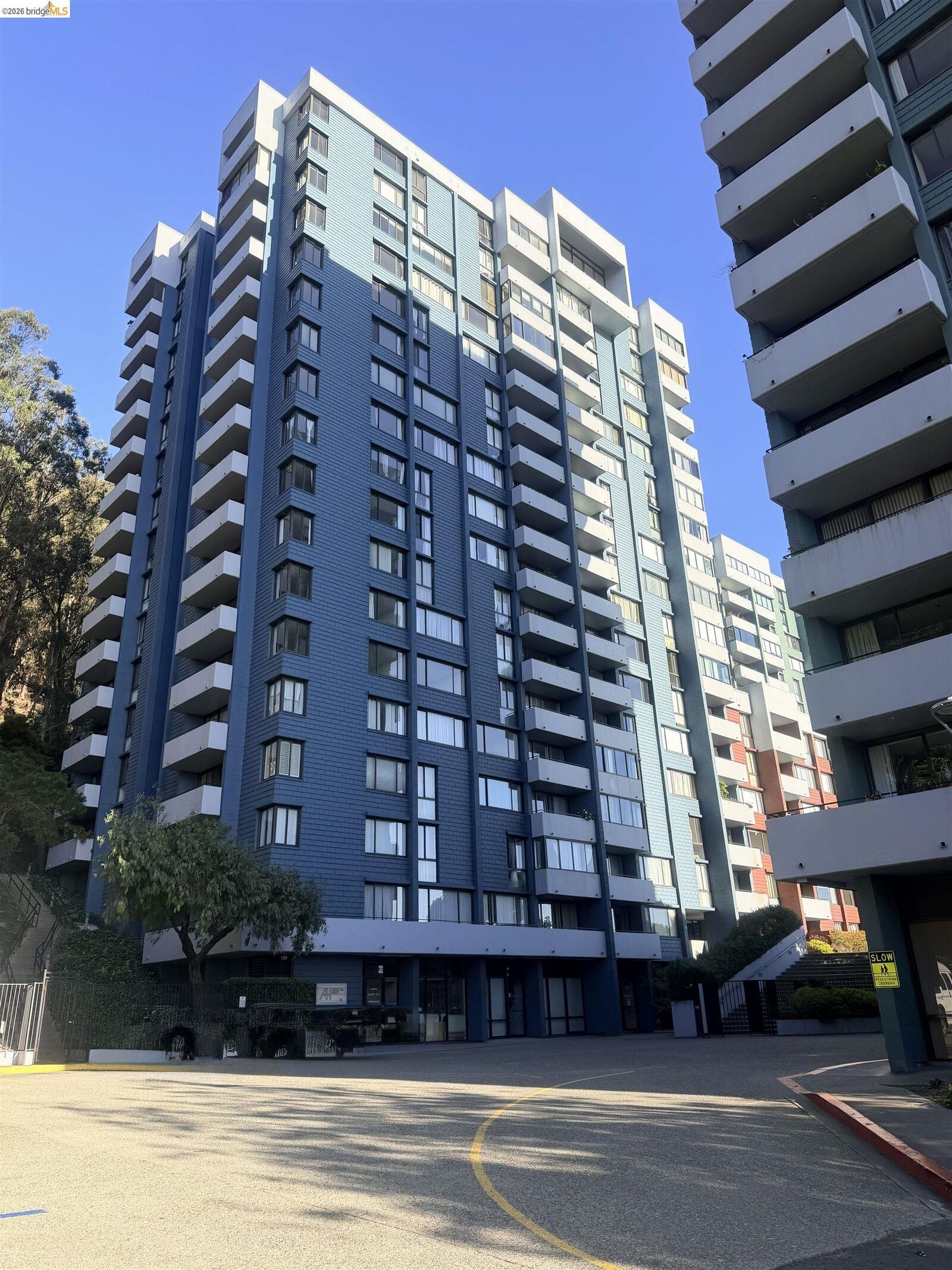 Property Photo: 555 Pierce St 1021 CA 94706