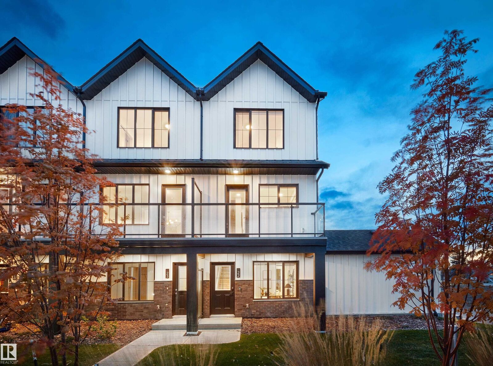 Property Photo: 2024 Glastonbury Boulevard NW AB T5T 7Z3