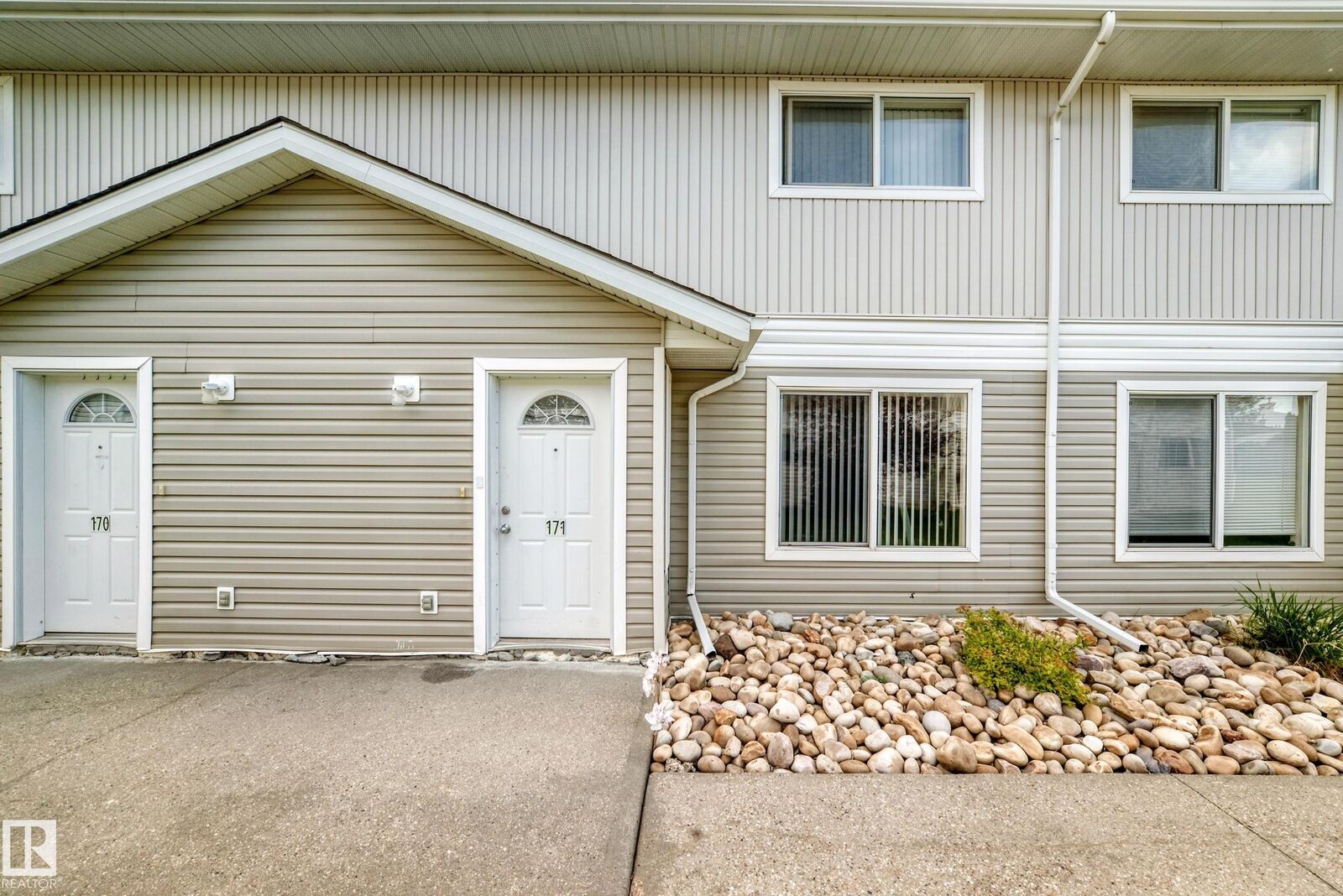 Property Photo: 180 Bridgeport Boulevard 171 AB T9E 8S1