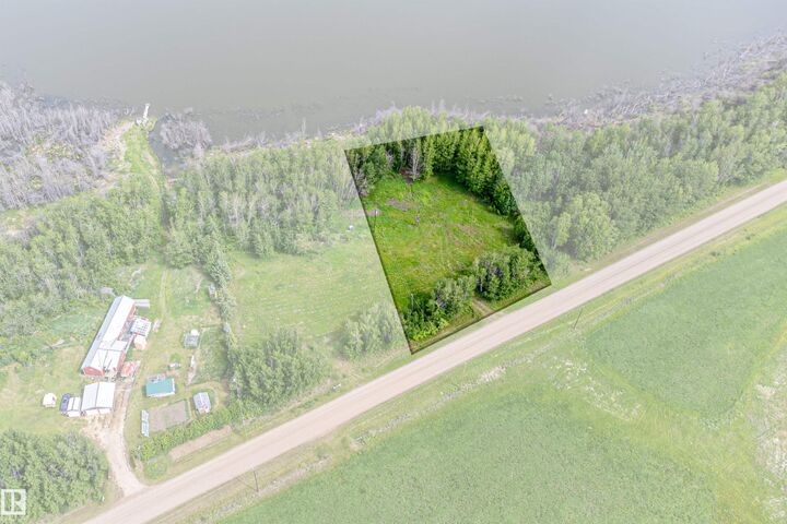 Property Photo:  3424 Twp Rd 570  AB T0E 1A0 