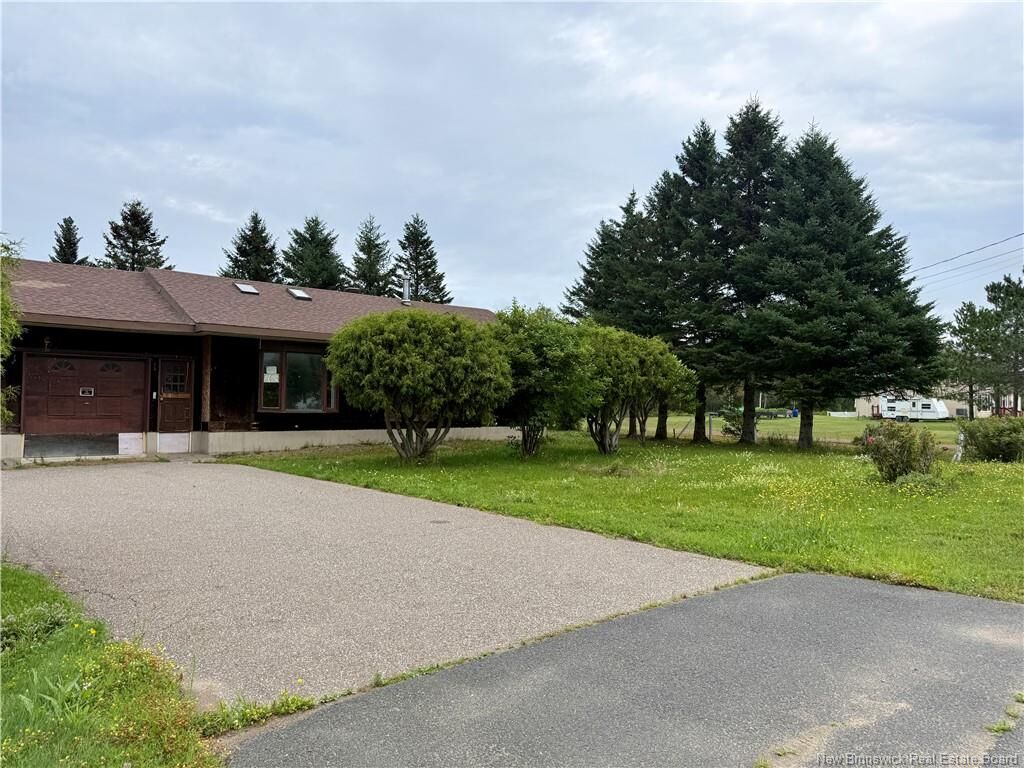 Property Photo:  263 Chemin Val-Comeau  NB E1X 1J9 