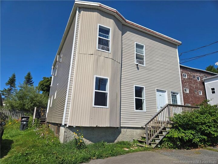 Property Photo:  281-283 Wentworth Street  NB E2L 2T9 