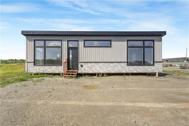 - Tiny Home 2 — photo 1