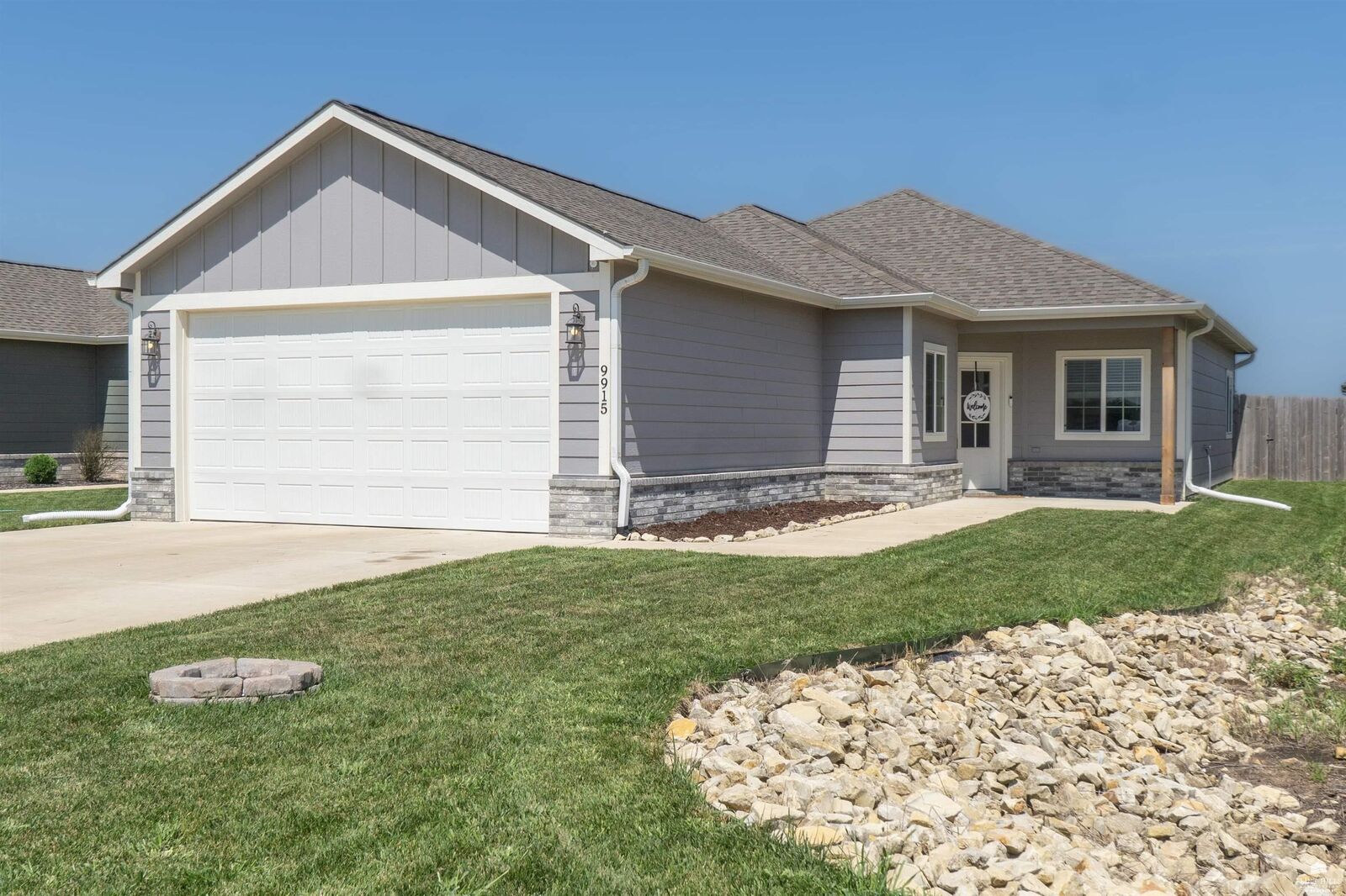 Property Photo: 9915 Weeping Willow Drive KS 66502