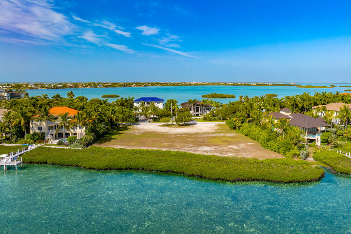 Property Photo: 45 Cannon Royal Drive FL 33040