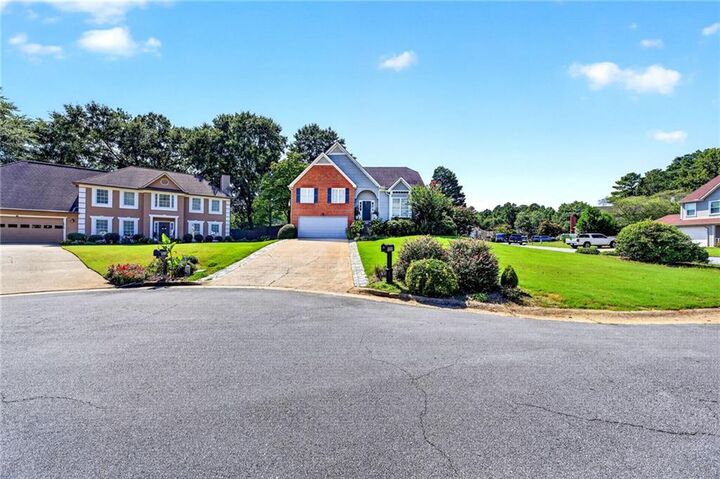Property Photo: 1320 Camden Place GA 30043