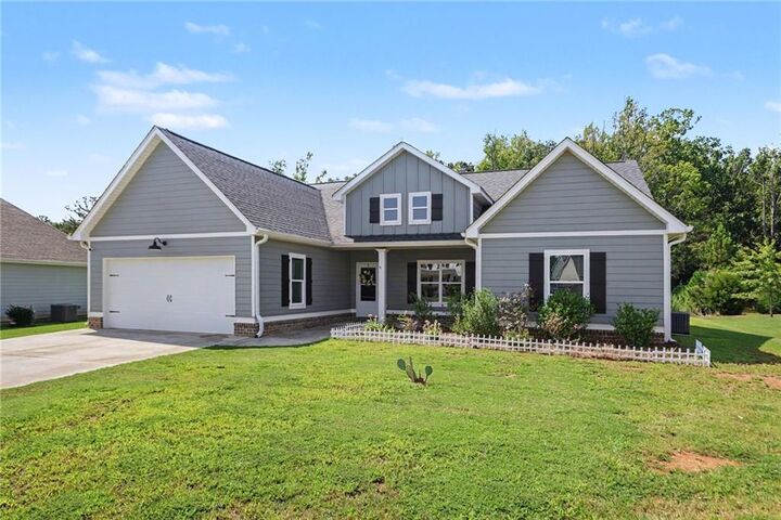 Property Photo: