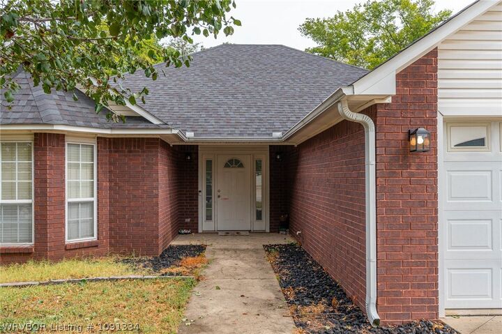 Property Photo: 623 Chateau Drive AR 72908