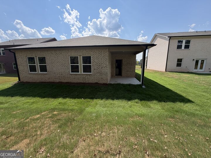 Property Photo: 113 Maison Court GA 30253