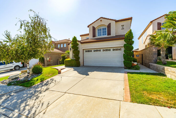 Property Photo:  27648 Elk Ridge Road  CA 91384 