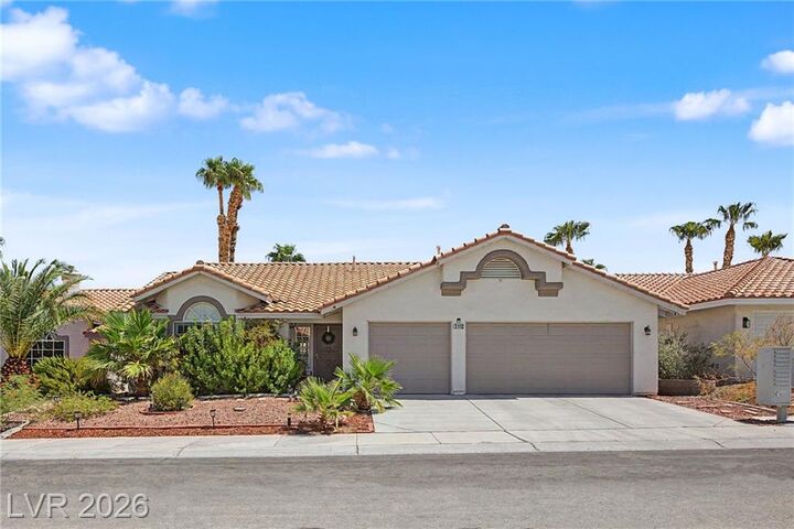 Property Photo: 3112 Siena Circle NV 89128